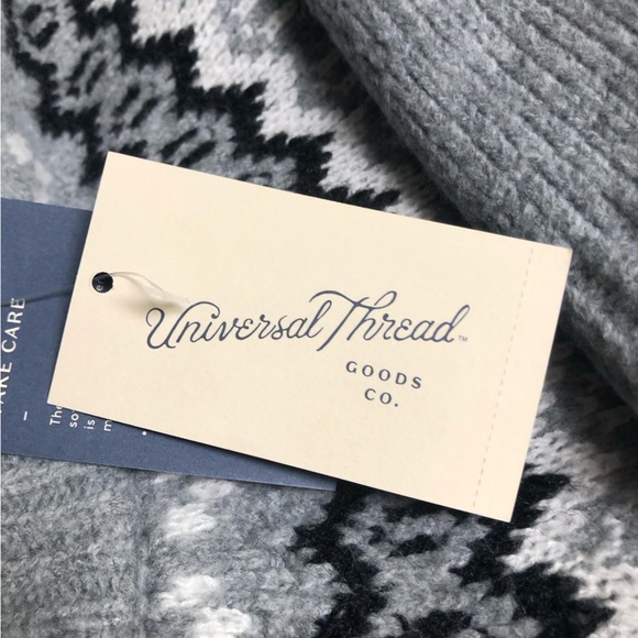 Multicolored Universal Thread Women’s Sweater - Picture 5 of 6